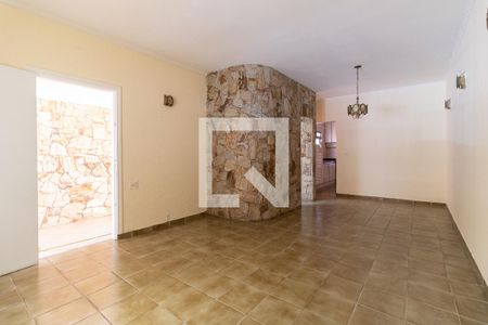 Sala de casa à venda com 3 quartos, 200m² em Vila Moinho Velho, São Paulo