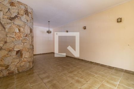 Sala de casa à venda com 3 quartos, 200m² em Vila Moinho Velho, São Paulo