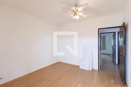 Casa à venda com 198m², 3 quartos e 3 vagas Casa à venda com 198m², 3 quartos e 3 vagasSuíte