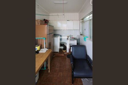 Casa à venda com 360m², 3 quartos e 5 vagasÁrea de Serviço