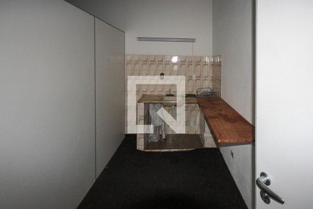 Casa à venda com 360m², 3 quartos e 5 vagasCozinha da Edícula