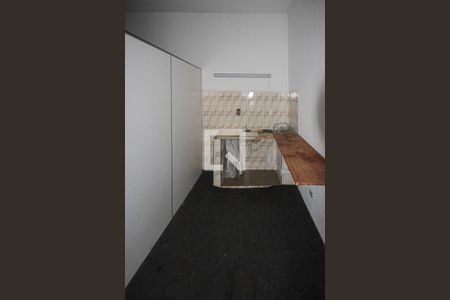 Casa à venda com 360m², 3 quartos e 5 vagasCozinha da Edícula