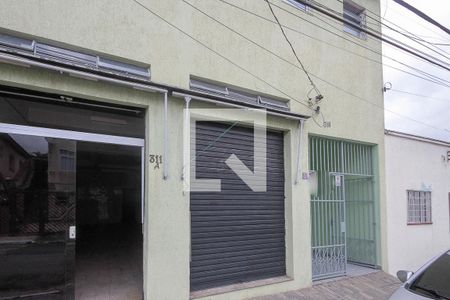 Casa à venda com 360m², 3 quartos e 5 vagasFachada