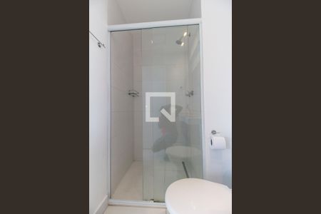 Banheiro de apartamento para alugar com 1 quarto, 54m² em Alphaville Empresarial, Barueri