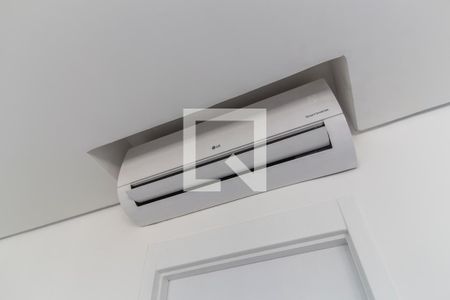 Detalhe Sala de apartamento para alugar com 1 quarto, 54m² em Alphaville Empresarial, Barueri