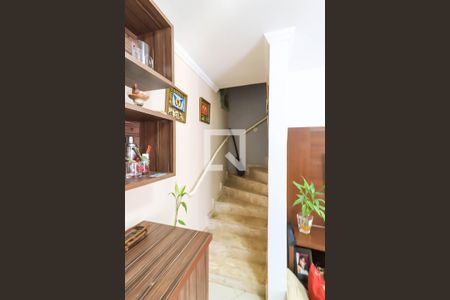 Escada de casa de condomínio à venda com 2 quartos, 110m² em Jardim Maria Duarte, São Paulo