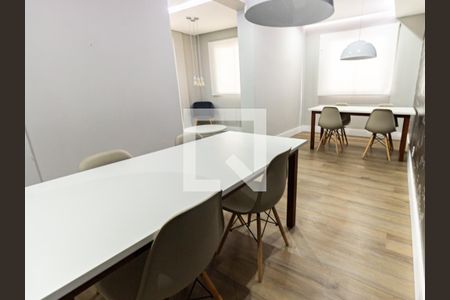 Apartamento à venda com 45m², 2 quartos e sem vagaÁrea comum - Home Office