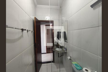 Casa à venda com 300m², 3 quartos e 2 vagasBanheiro