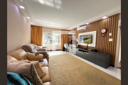 Sala de casa à venda com 3 quartos, 200m² em Vila Guarani (z Sul), São Paulo