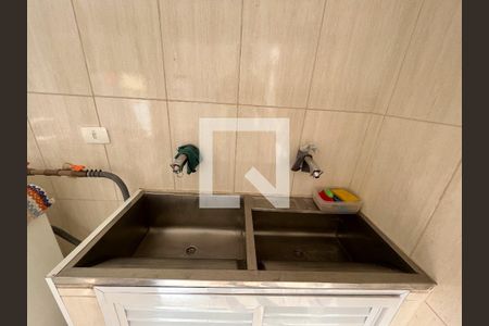 Casa à venda com 200m², 3 quartos e 2 vagasÁrea de Serviço