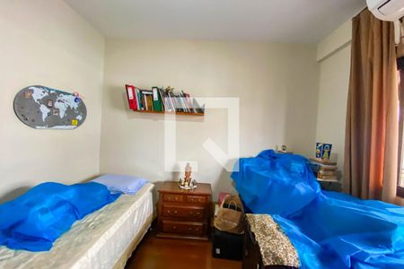 Apartamento à venda com 242m², 4 quartos e 2 vagasQuarto 1