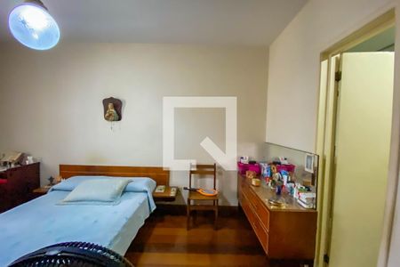 Apartamento à venda com 242m², 4 quartos e 2 vagasSuíte