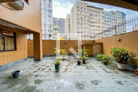 Apartamento à venda com 242m², 4 quartos e 2 vagasÁrea comum - Playground