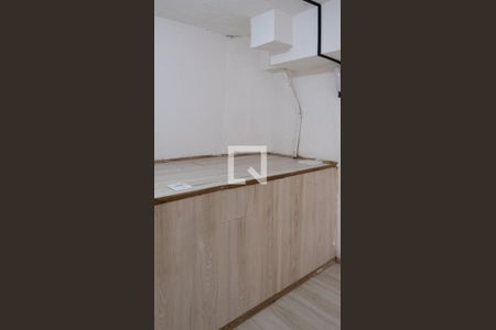 Quarto de kitnet/studio para alugar com 1 quarto, 16m² em Campos Elíseos, São Paulo