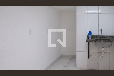 Cozinha  + sala de kitnet/studio para alugar com 1 quarto, 16m² em Campos Elíseos, São Paulo