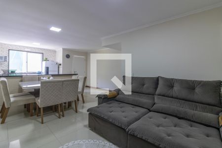 Sala de casa para alugar com 3 quartos, 130m² em Vargem Grande, Rio de Janeiro
