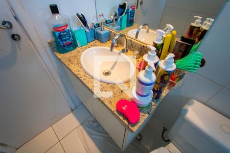 Apartamento à venda com 96m², 3 quartos e 3 vagasBanheiro social