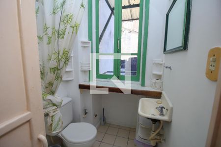 Banheiro de kitnet/studio à venda com 1 quarto, 25m² em Urca, Rio de Janeiro