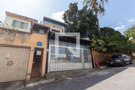 Casa à venda com 70m², 2 quartos e sem vagaFachada