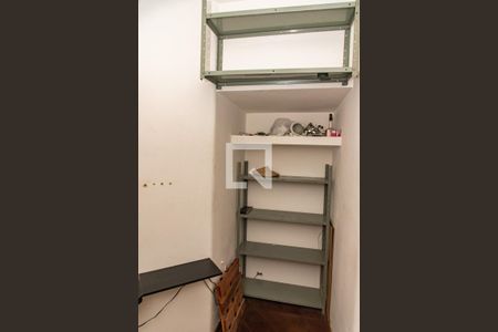 Apartamento à venda com 140m², 3 quartos e 3 vagas Apartamento à venda com 140m², 3 quartos e 3 vagasQuarto de serviço