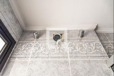 Apartamento à venda com 140m², 3 quartos e 3 vagas Apartamento à venda com 140m², 3 quartos e 3 vagasBanheiro