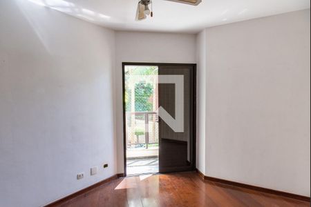 Apartamento à venda com 140m², 3 quartos e 3 vagas Apartamento à venda com 140m², 3 quartos e 3 vagasSuíte