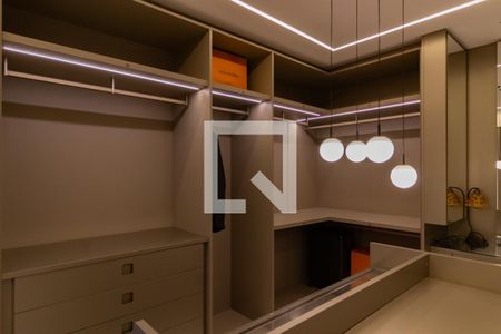 Apartamento à venda com 147m², 2 quartos e 2 vagasDetalhe do closet 