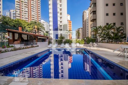 Apartamento à venda com 126m², 3 quartos e 2 vagasPiscina
