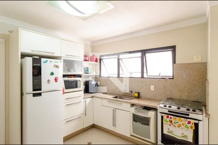Apartamento à venda com 126m², 3 quartos e 2 vagasCozinha