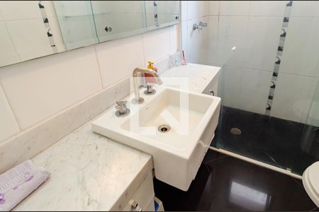 Apartamento à venda com 126m², 3 quartos e 2 vagasBanheiro da Suíte