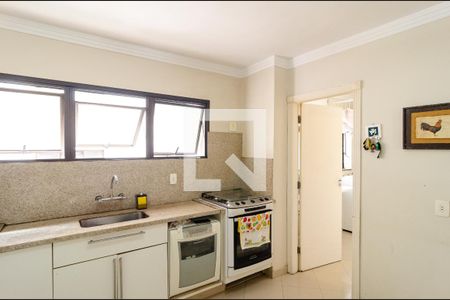 Apartamento à venda com 126m², 3 quartos e 2 vagasCozinha