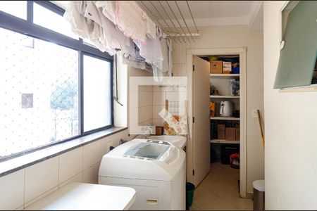 Apartamento à venda com 126m², 3 quartos e 2 vagasLavanderia