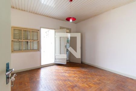 Casa à venda com 200m², 2 quartos e 1 vagaSuíte