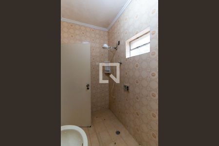 Casa à venda com 200m², 2 quartos e 1 vagaBanheiro Social