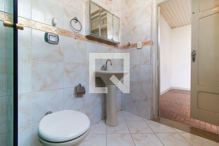 Casa à venda com 200m², 2 quartos e 1 vagaBanheiro da Suíte