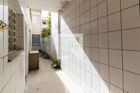 Casa à venda com 200m², 2 quartos e 1 vagaÁrea de Serviço