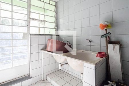 Casa à venda com 332m², 4 quartos e 3 vagasÁrea de serviço 2 