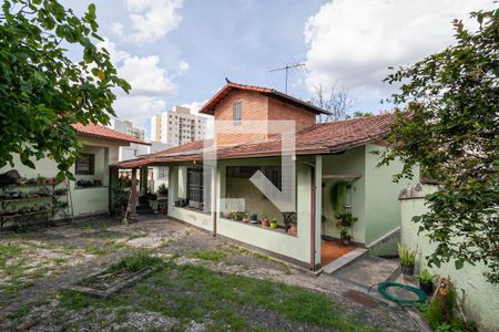 Casa à venda com 332m², 4 quartos e 3 vagasQuintal