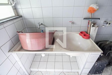 Casa à venda com 332m², 4 quartos e 3 vagasÁrea de serviço 2 