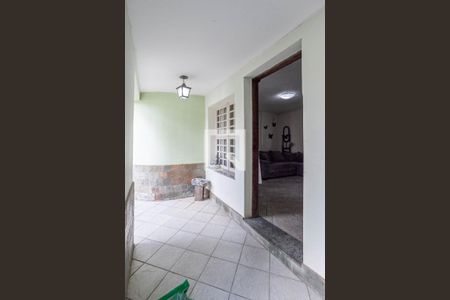 Casa à venda com 332m², 4 quartos e 3 vagasEntrada