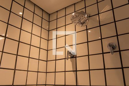 Chuveiro de kitnet/studio para alugar com 1 quarto, 26m² em Cerqueira César, São Paulo