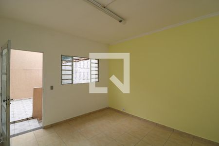 Sala de casa para alugar com 3 quartos, 70m² em Vila Santa Clara, São Paulo