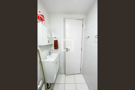 Apartamento para alugar com 43m², 2 quartos e sem vaga Apartamento para alugar com 43m², 2 quartos e sem vagaBanheiro
