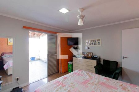 Casa à venda com 214m², 3 quartos e 2 vagas Casa à venda com 214m², 3 quartos e 2 vagasQuarto 2