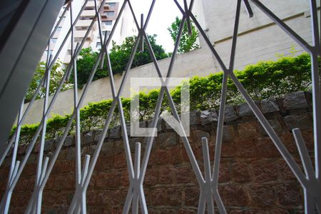 Quarto 2 - Vista de apartamento para alugar com 2 quartos, 48m² em Bela Vista, Porto Alegre