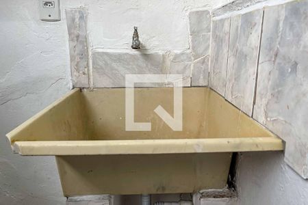 Casa para alugar com 32m², 1 quarto e sem vagaÁrea de serviço