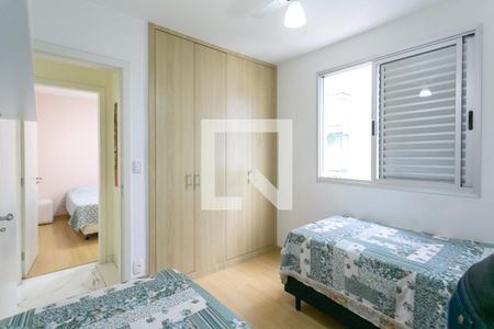 Quarto 2 de apartamento à venda com 3 quartos, 90m² em Santo Antônio, Belo Horizonte