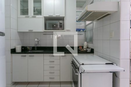 Apartamento à venda com 90m², 3 quartos e 2 vagasCozinha