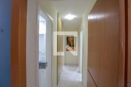 Corredor de apartamento à venda com 3 quartos, 90m² em Santo Antônio, Belo Horizonte