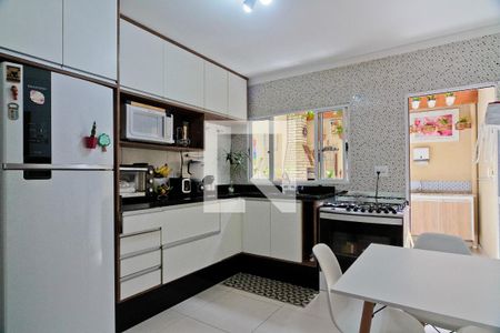 Casa à venda com 104m², 2 quartos e 2 vagas Casa à venda com 104m², 2 quartos e 2 vagasCozinha